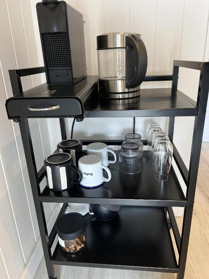 Seaside Cabin Retreat In Hayling Island เซาท์เฮย์ลิง ภายนอก รูปภาพ