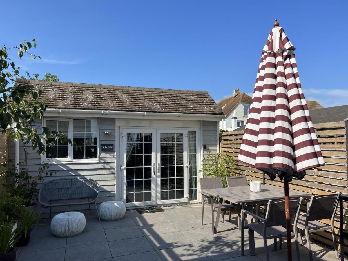 Seaside Cabin Retreat In Hayling Island เซาท์เฮย์ลิง ภายนอก รูปภาพ